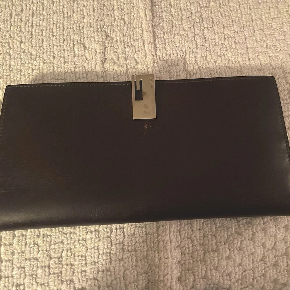 Vintage Gucci Long Leather Wallet